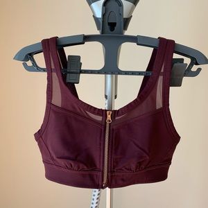 Lululemon bra top size 4 purple/wine color